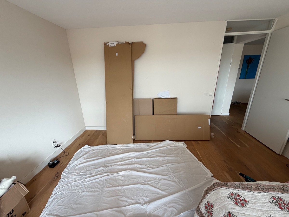 Meubella wardrobe assembled — handyman job in Amsterdam, Amsterdam – Before
